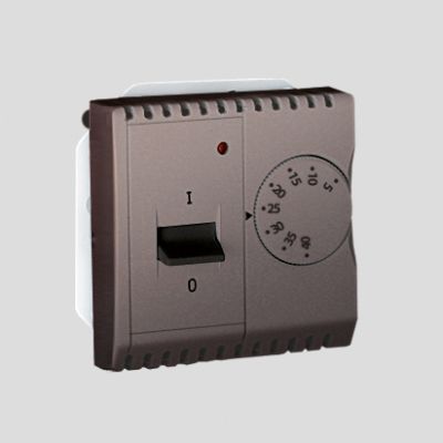 Simon Basic Regulator temperatury z czujnikiem wewnętrznym 16A 230V. Montaż gniazda na wkręty do puszki stal inox BMRT10W.02/21 (BMRT10w.02/21)