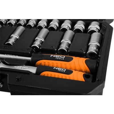 Zestaw klucze nasadowe 55 elementów grzechotka 1/4" walizka NEO TOOLS GTX (10-201)