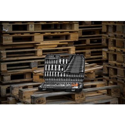 Zestaw klucze nasadowe duży 300 el. 1/2 3/8 1/4 walizka NEO TOOLS (10-218)