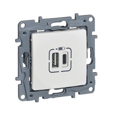 Niloe/Niloe Selection - Gniazdo 2Xusb Typ A+C - 3A Białe 764597 LEGRAND (764597)