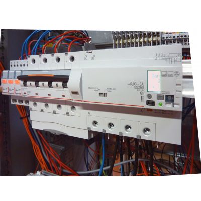 Blok Różnicowoprądowy Z Analizatorem Sieci Pr 304 4P 125A Z Regulacją 30-3000Ma Typ F (Hpi) Serii Dx3 410659 LEGRAND (410659)