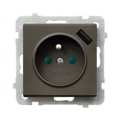 SONATA Gniazdo pojedyncze z uziemieniem z przesłonami torów prądowych, z ładowarką USB - kolor czeko (GP-1RZPUSB/m/40)