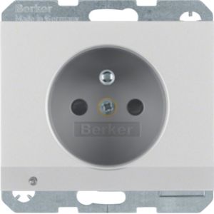 BERKER K.5 Gniazdo z uziemieniem i podświetleniem orientacyjnym LED, aluminium 6765107003 HAGER (6765107003)