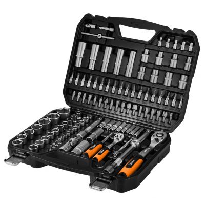 Zestaw kluczy nasadowych 110 elementów 1/2'' 1/4'' walizka NEO TOOLS (10-211)