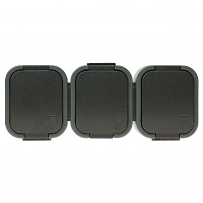 Gniazdo potrójne natynkowe 3x2P+Z, bryzgoszczelne z klapką B2, IP54, NT-316 B2, szary/czarny (OR-OE-7809/GB)