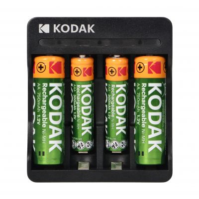 Ładowarka Kodak USB charger, 2xAA i 2xAAA + 2 szt. akumulatorków AA 700mAh i 2 szt. Akumulatorków AA (30424289)