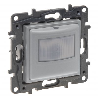 Niloe Step - Łącznik Automatyczny 2 Przewodowy Bez N- Kolor Aluminium 863348 LEGRAND (863348)