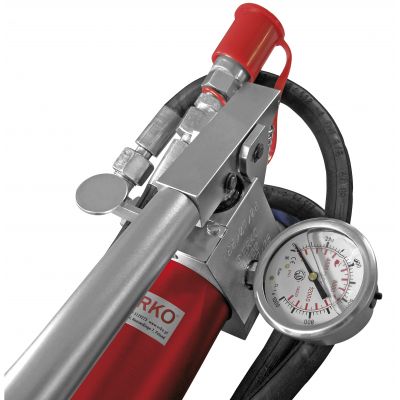 Pompa hydrauliczna z przewodem hydraulicznym 2 mb i manometrem  ERKO (H_800-M-K20)