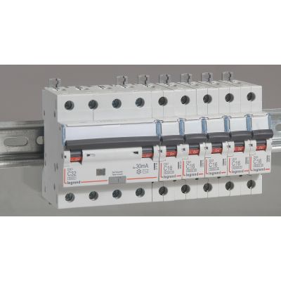 Wyłącznik Różnicowo-Nadprądowy 4P 32A C 0,03A Typ AC P314 DX3 411189 LEGRAND (411189)
