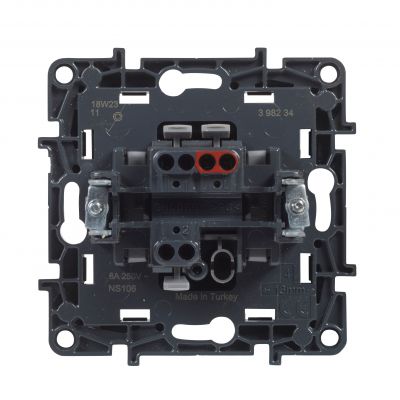 Niloe Step Przycisk Pojedynczy 6 A- Kolor Czarny 863509 LEGRAND (863509)