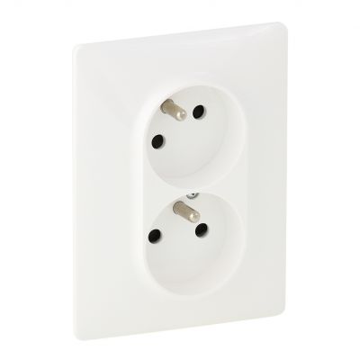 Valena Life Gniazdo Pojedyncze Z Uziemieniem Typu Monoblok /Z Przesłonami/ Białe|N|16A – 250 V 753186 LEGRAND (753186)