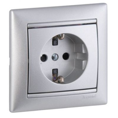 Valena Gniazdo Pojedyncze Z Uziemieniem Schuko /Z Przesłonami/ 16A-250V Aluminium 770121 LEGRAND (770121)