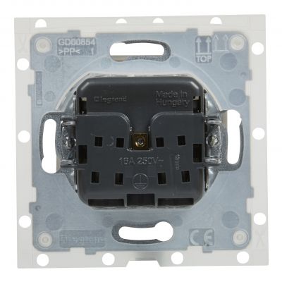 Suno Gniazdo Pojedyncze Z Uziemieniem 2P+Z IP44 16A 250 V Zaciski Automatyczne Z Przesłoną Biały 721186 LEGRAND (721186)