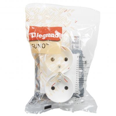 Suno Gniazdo Podwójne Z Uziemieniem 2x2P+Z 16A 250 V Zaciski Śrubowe Możliwość Montażu W Ramkach Wielkorotynych Biały 721191 LEGRAND (721191)