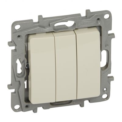 Niloe Łącznik Potrójny 10Ax Kremowy 764603 LEGRAND (764603)