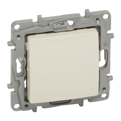 Niloe Łącznik Krzyżowy 10Ax Kremowy 764604 LEGRAND (764604)