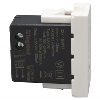 Mosaic Gniazdo Zasilające1Xusb 5V 750 Ma Biały 077591 LEGRAND (077591)