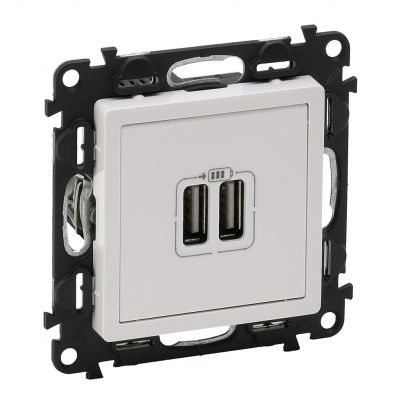 Valena Life Ładowarka Z Gniazdem 2Xusb Biała 753112 LEGRAND (753112)