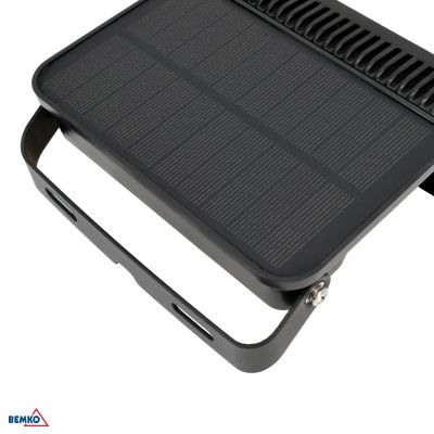 NAŚWIETLACZ LAMPA SOLARNA LED 3 barwy świecenia SOKER 8W 1000lm 3000K/4000K/6500K IP54 CZARNY Czujni (C83-SOK-008BL-CCT-PIR)