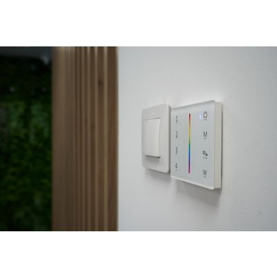 LC RF TOUCH PANEL RGBW SYSTEM STEROWANIA LEDVANCE (4058075435896)