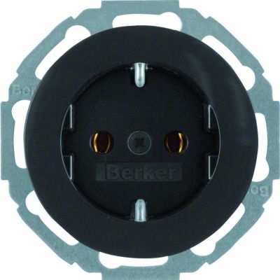 BERKER R.classic Gniazdo SCHUKO czarny 41452045 HAGER (41452045)