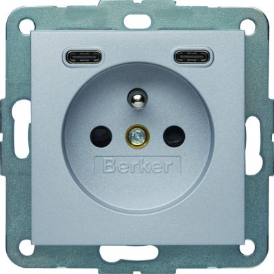 B.x Gniazdo z uziemieniem z ładowarką USB C+C 20W PD, alu mat (48161404)