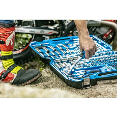 Zestaw narzędzi klucze 222 szt. CrV, 1/4' 3/8' 1/2' HOEGERT (HT1R444)