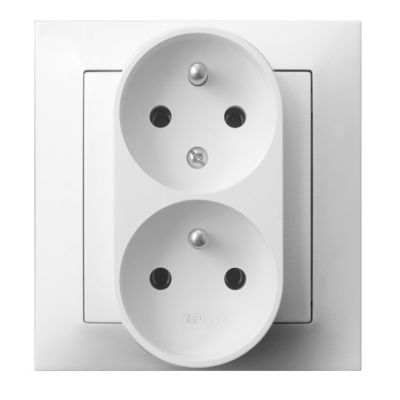 IMPRESJA Gniazdo podwójne z uziemieniem z funkcją niezamienności faz kompletne z ramką kolor biały GP-2YC/00 OSPEL (GP-2YC/00)