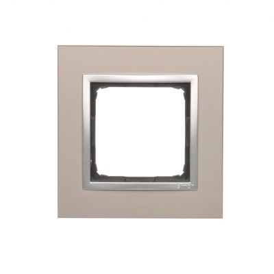 Simon 54 Nature Ramka 1-krotna Nature-Metal SATYNOWY BLASK IP20/IP44* (*IP44-należy zastosować uszczelkę ramki DUN1) DRN1/79 KONTAKT (DRN1/79)