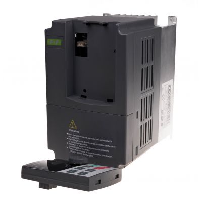 Falownik trójfazowy Uwe=3x400V AC Iwe=5A Uwy=3x400V AC Iwy=3,7A Pmax=1,5kW FA-3HX015 F&F (FA-3HX015)
