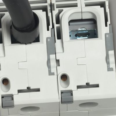 Wyłącznik Nadprądowy S324 C125 4P 125A 25Ka DX3 409803 LEGRAND (409803)