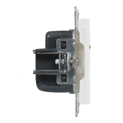 SUNO Gniazdo białe 721185 LEGRAND (721185)