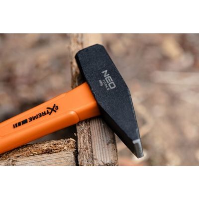 Młotek ślusarski 500 g trzonek z włókna szklanego 25-145 NEO TOOLS (25-145)