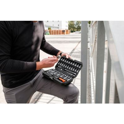 Zestaw klucze nasadowe 55 elementów grzechotka 1/4" walizka NEO TOOLS GTX (10-201)