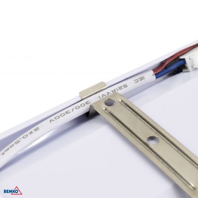 lampa sufitowa płaska LED OXA 60cm 18W 1800lm 4000K biała neutralna IP20 BEMKO (C18-OXA-060-180-4K)