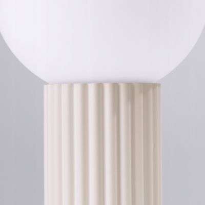 Lampa biurkowa HALO beżowa stojąca z kulistym kloszem do biura gabinetu SOLLUX (SL.1721)