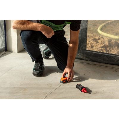 Sznurek traserski 3:1, obudowa plastikowa + kreda czerwona NEO TOOLS (49-951)